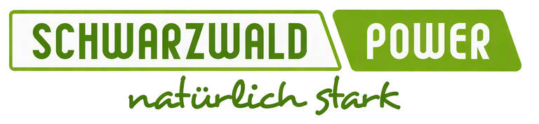 Das Bild zeigt das Logo "SCHWARZWALD POWER" mit dem Slogan "natürlich stark" in grüner Schrift.